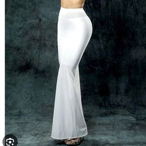 Merry Modes Amore conform slip with tummy control Size 2X